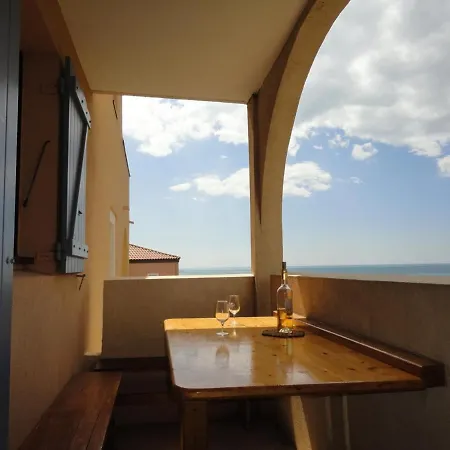 Apartment T2 Avec Vue Mer, Piscine Et Tennis, A 850m De La - Fleury - Fr-1-229d-34 *