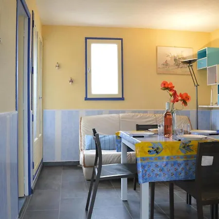 T2 Cabine Avec Vue Mer, Piscine Et Tennis, A 850m De La Plage - Fleury - Fr-1-229d-34 * Saint-Pierre-la-Mer (Aude)